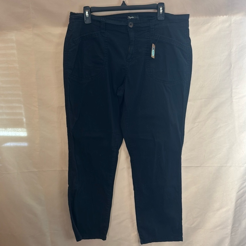 Women's Black Jeans